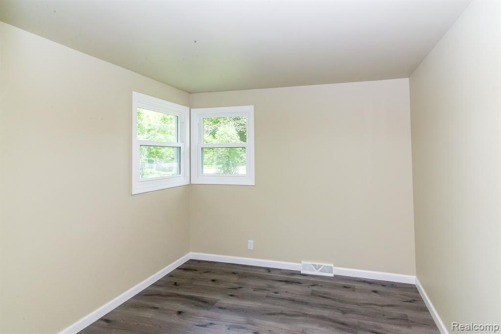 3175 LORRAINE Street, Ann Arbor, MI 48108 — Photo 25