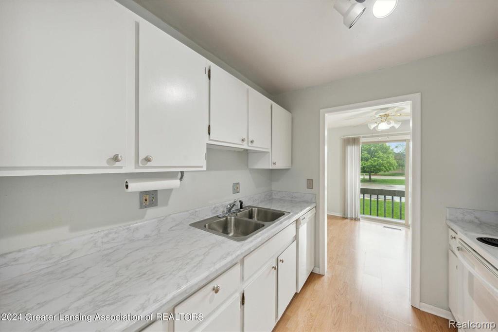 2926 Mount Hope Road, Okemos, MI 48864 — Photo 16