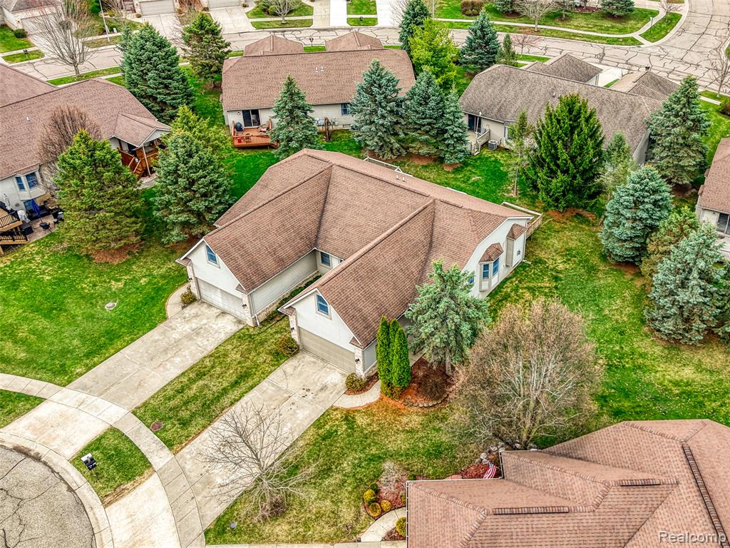 216 Canterbury Court, Linden, MI 48451 — Photo 29