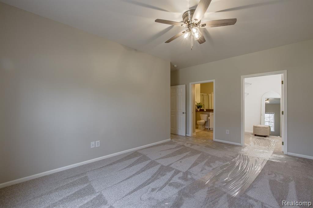 708 AMBERLY Drive, A, Waterford, MI 48328 — Photo 19