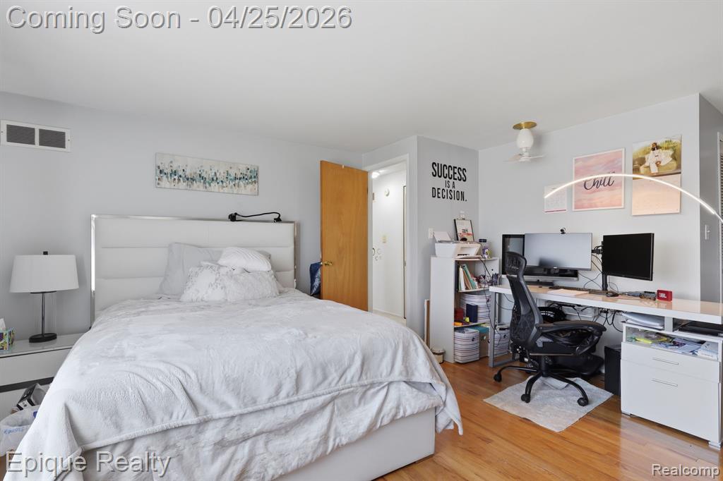 8727 Kennedy Circle, 4, Warren, MI 48093 — Photo 16