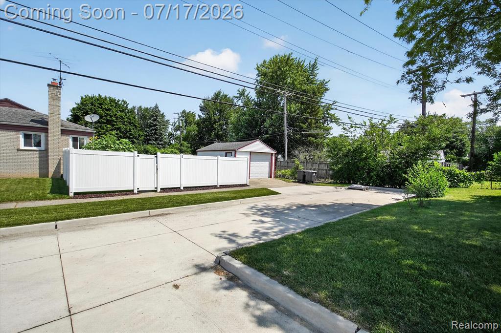 11014 Garden Street, Livonia, MI 48150 — Photo 36