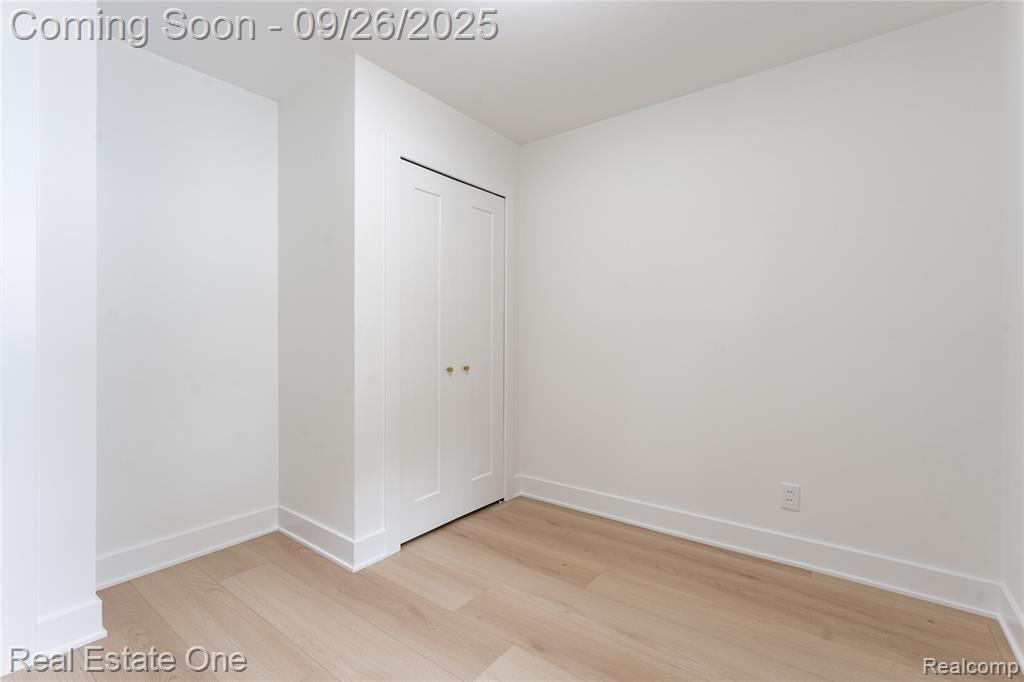 4702 Thorncroft Avenue, Royal Oak, MI 48073 — Photo 16