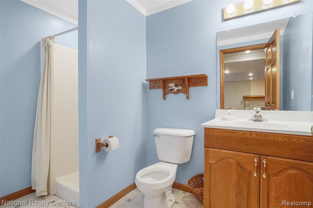 865 Challenging Trail, South Lyon, MI 48178 — Photo 23