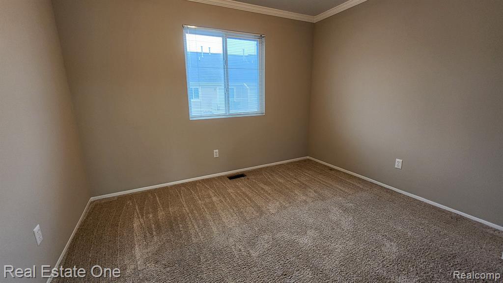 148 Saber Way, 6, Lake Orion, MI 48362 — Photo 10