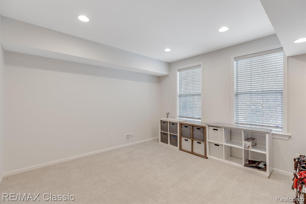23774 SEMINOLE Trail, Novi, MI — Photo 38