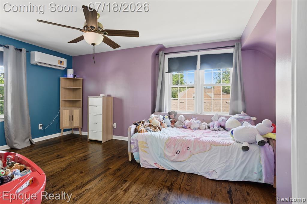 1206 Hawthorne Road, Grosse Pointe, MI 48236 — Photo 18