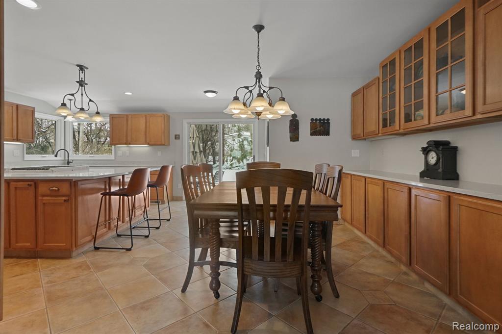 4414 BRANDYWYNE Drive, Troy, MI 48098 — Photo 10