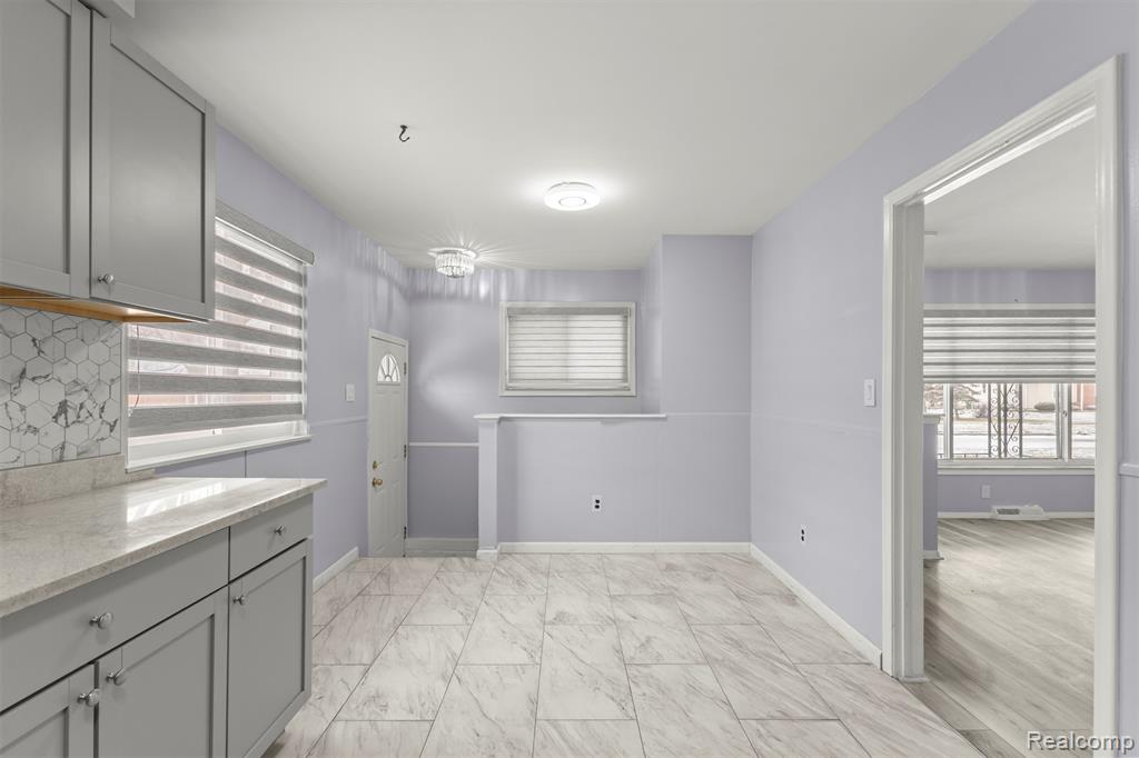 6446 Centralia Street, Dearborn Heights, MI 48127 — Photo 12