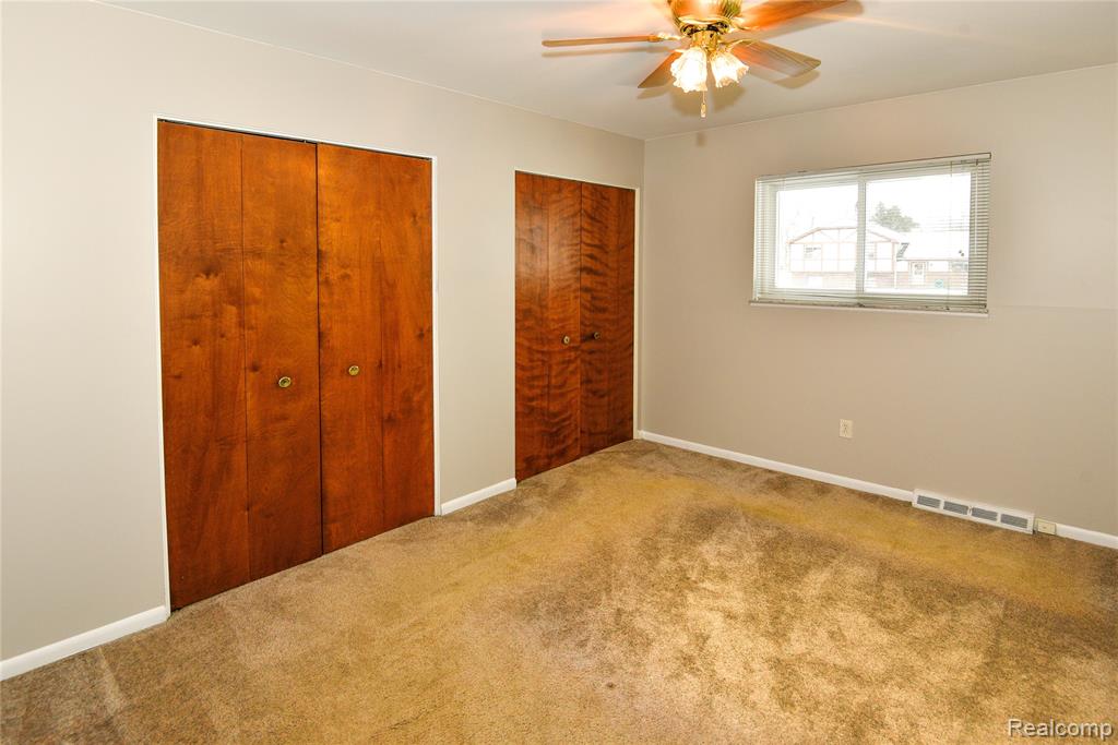 884 Eugene Drive, Oxford, MI 48371 — Photo 25