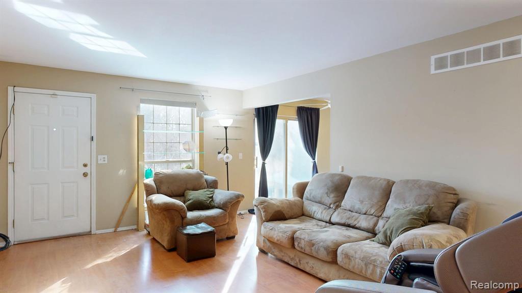 3016 Forest Creek Court, Ann Arbor, MI 48108 — Photo 5