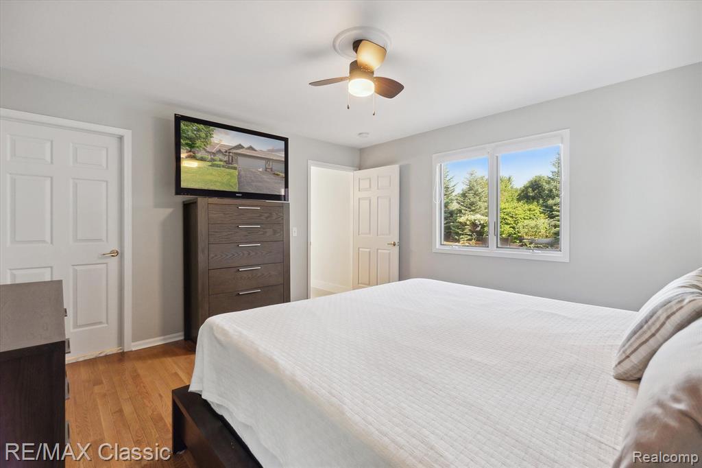 1202 ARBOR RIDGE Drive, 2, Brighton, MI 48116 — Photo 21