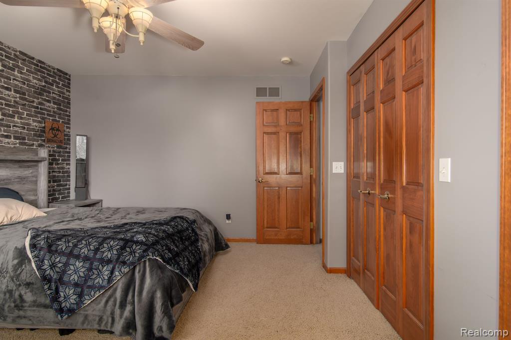 5271 WYNDEMERE Square, Swartz Creek, MI 48473 — Photo 20
