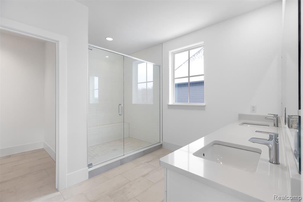 106 Apaloosa, Northville, MI, 48167