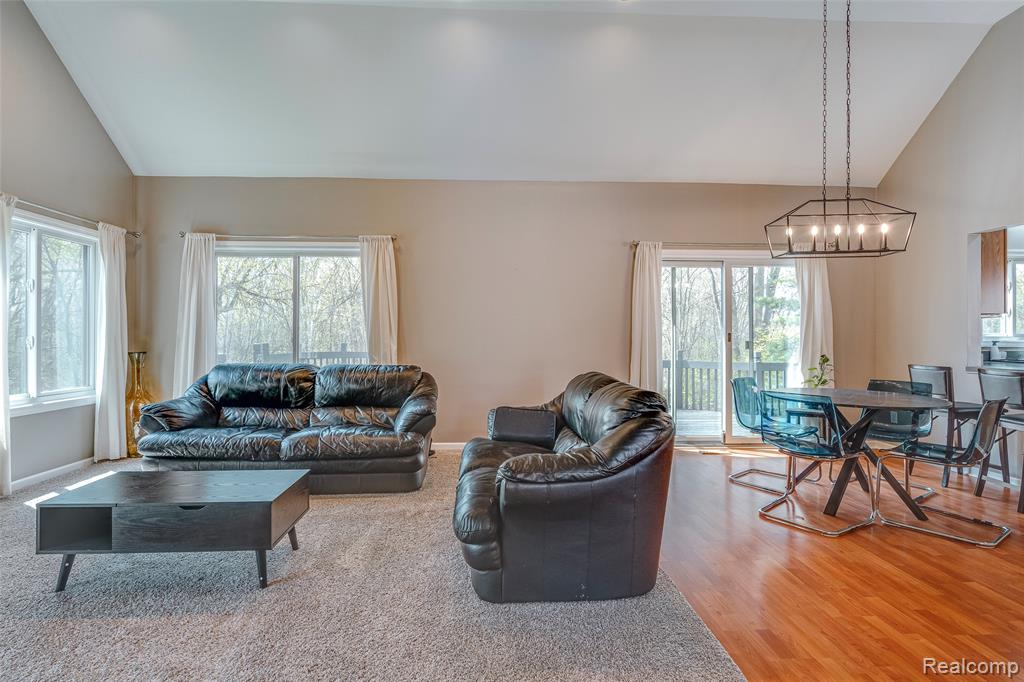 461 Alexander Drive, Commerce Twp, MI 48390 — Photo 15