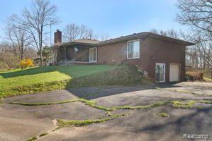 8825 ORTONVILLE Road, Clarkston, MI 48348 — Photo 55
