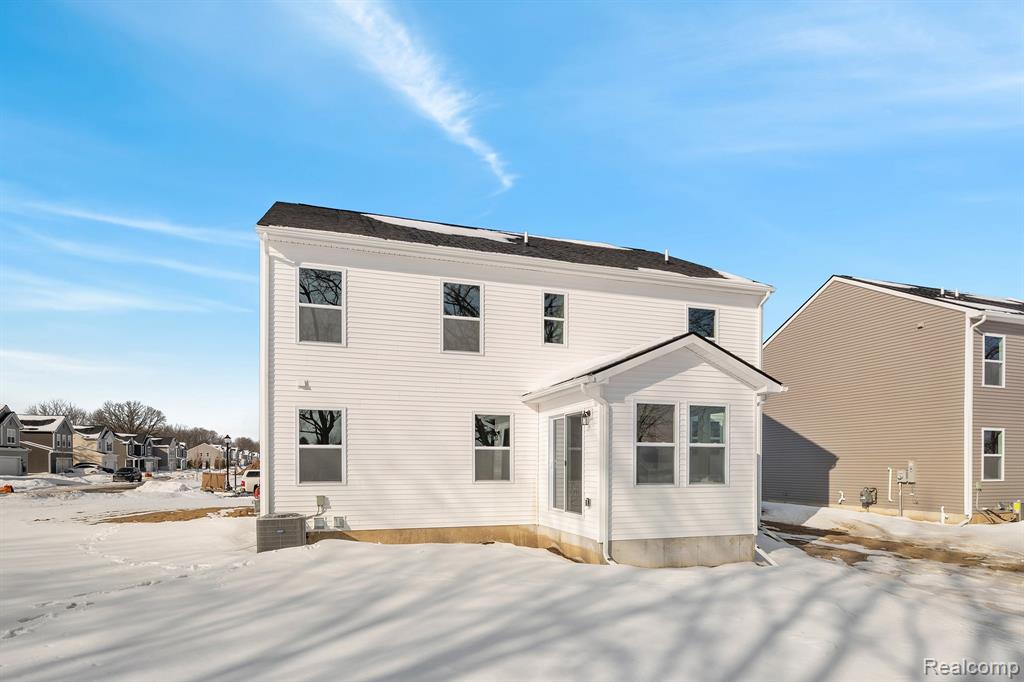 700 Knollwood Bend, Chelsea, MI 48118 — Photo 32