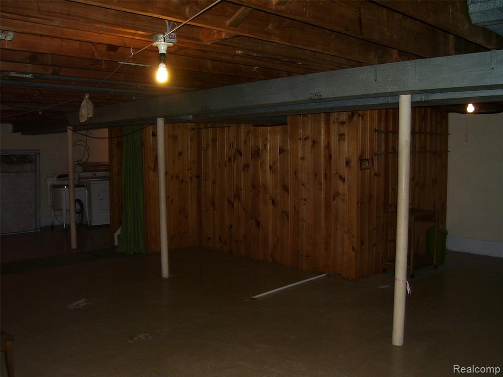 7300 Weingartz, Center Line, MI 48015 — Photo 13
