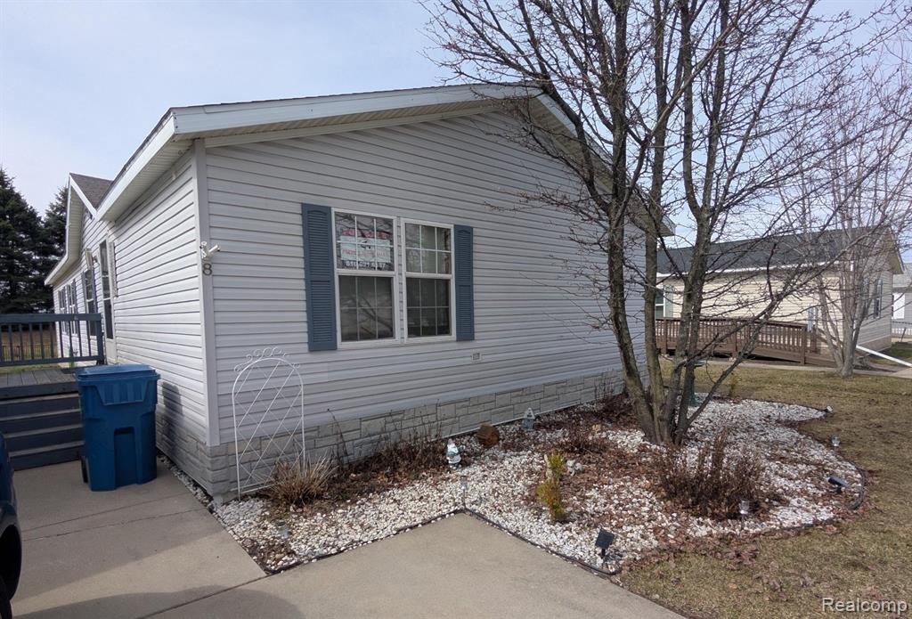 8 Brookfield, Swartz Creek, MI 48473 — Photo 3