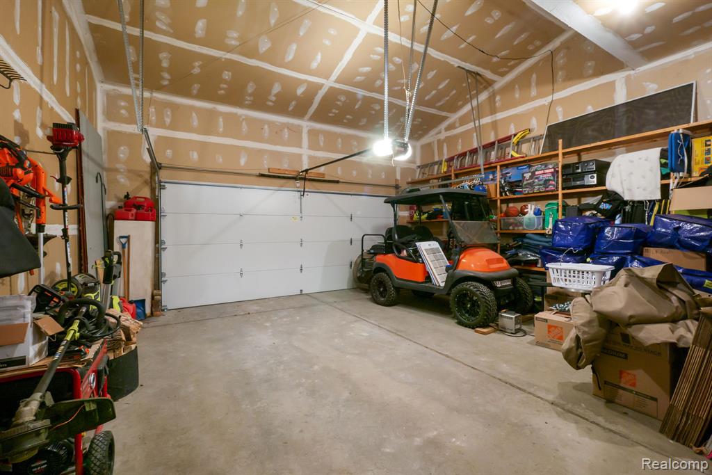 5775 Eastman Boulevard, West Bloomfield, MI 48323 — Photo 42