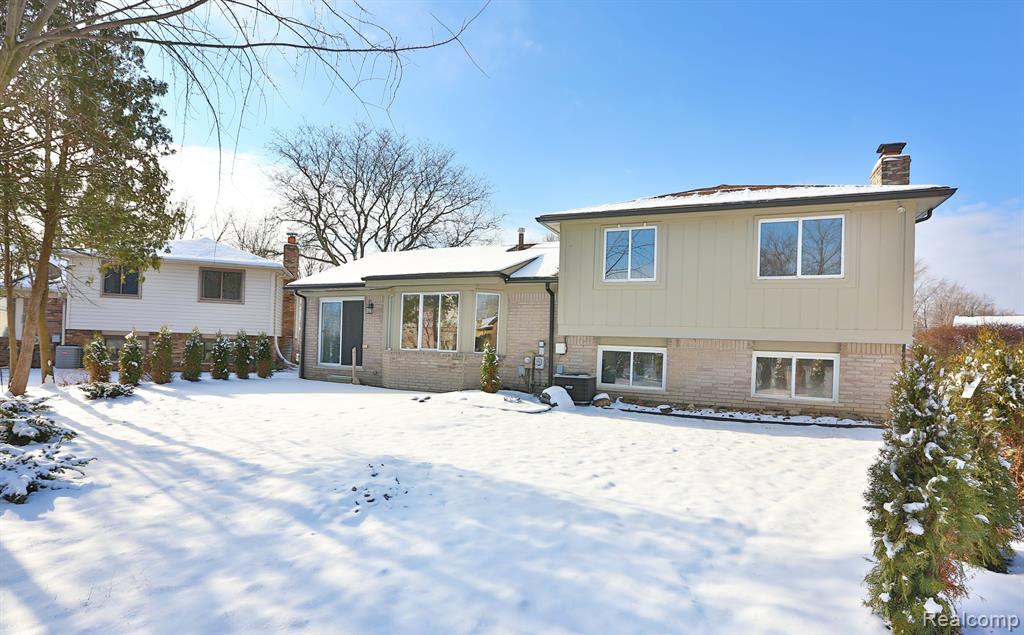 39920 BAROQUE Boulevard, Clinton Twp, MI 48038 — Photo 29