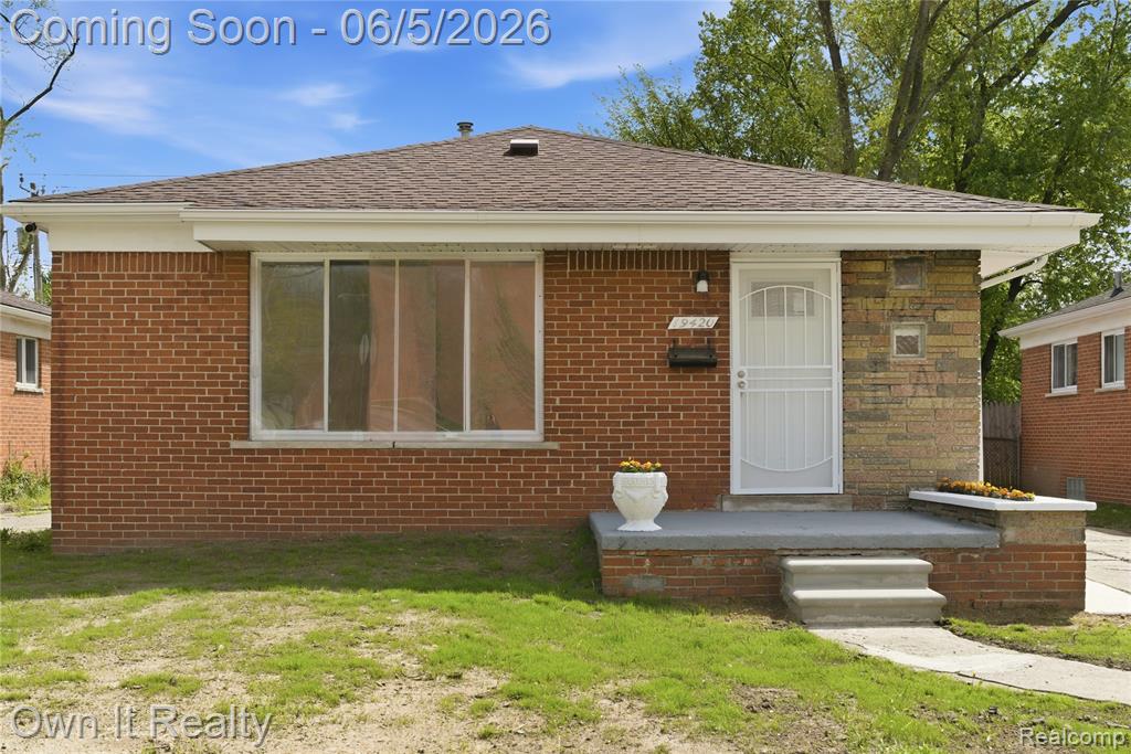 19420 Berg Road, Detroit, MI 48219 — Photo 11