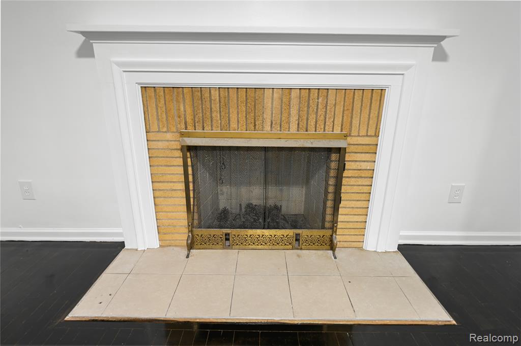 8130 Ward Street, Detroit, MI 48228 — Photo 11