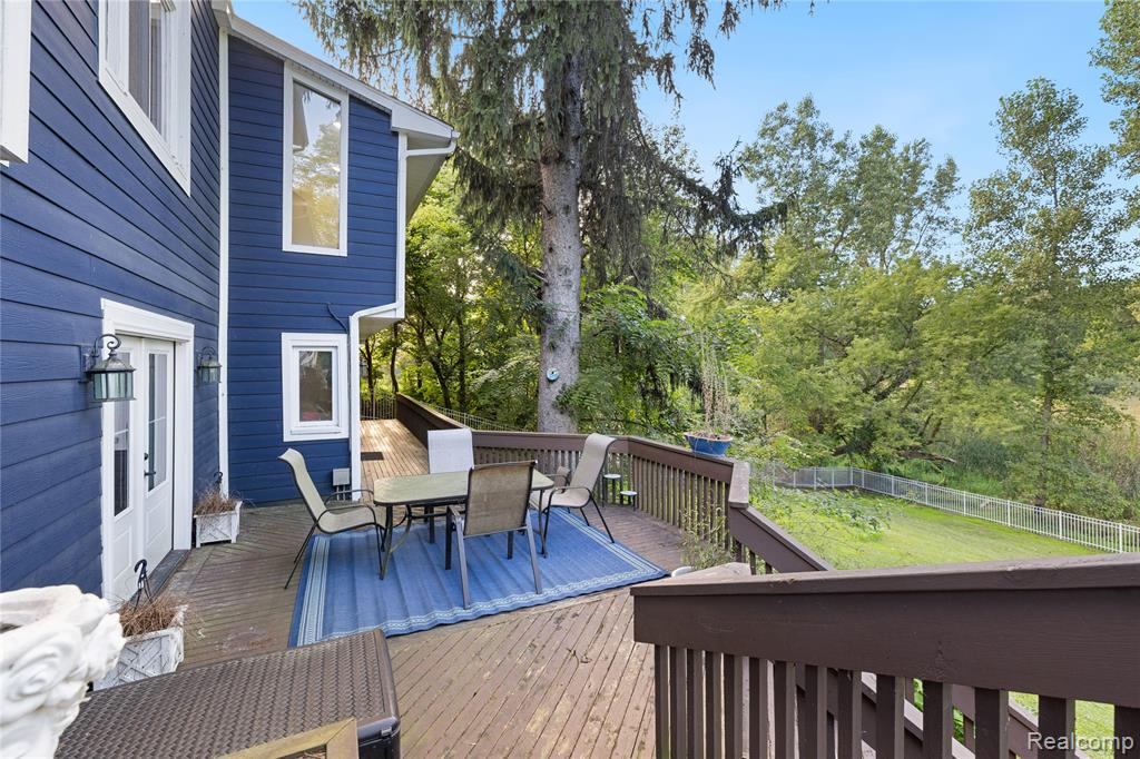 46150 7 Mile Road, Northville, MI 48167 — Photo 45
