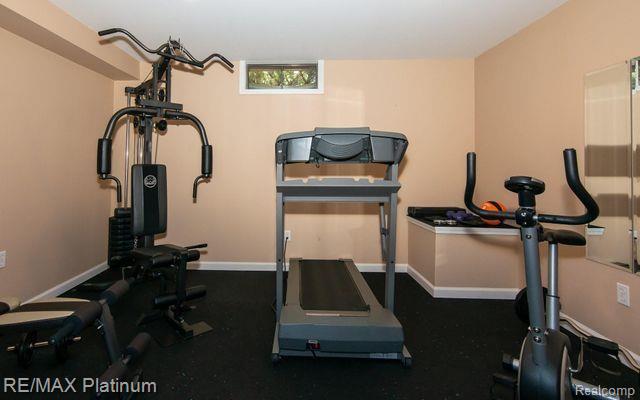 792 GLENLIVET Street, Howell, MI 48843 — Photo 38