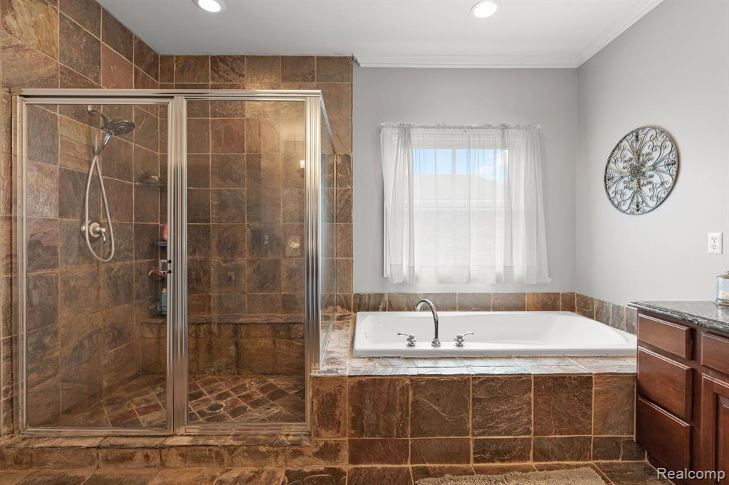 49829 JACKSON Lane, Canton, MI 48188 — Photo 20