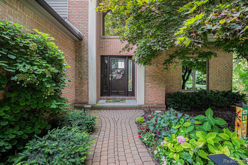 4973 Parview Drive, Clarkston, MI — Photo 5