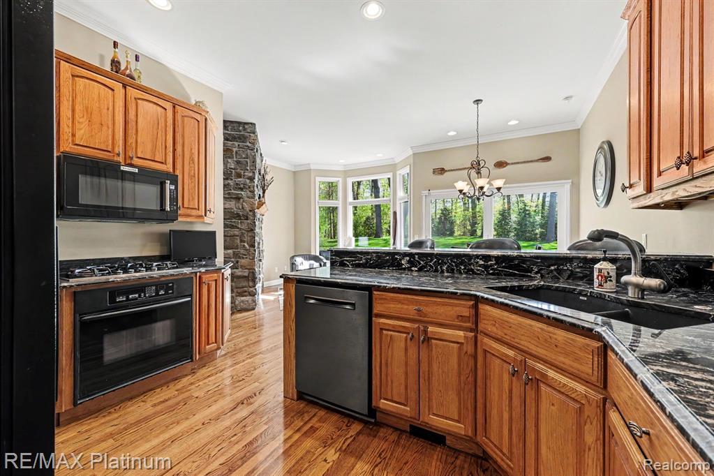 722 MYSTIC WOODS DRIVE, Howell, MI 48843 — Photo 5