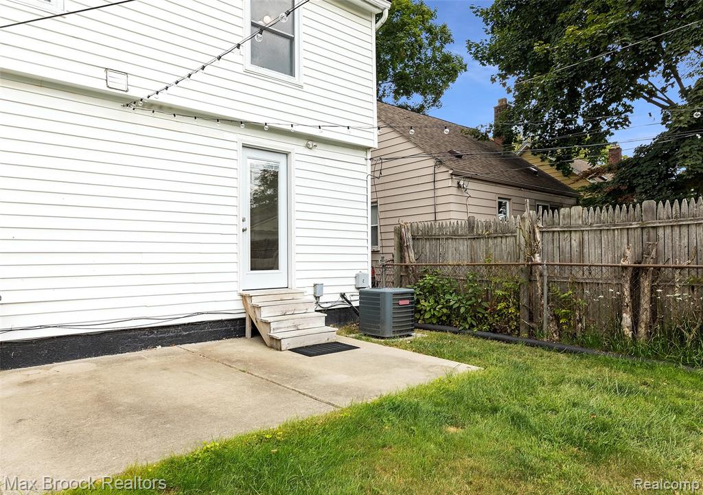 430 N Altadena Avenue, Royal Oak, MI 48067 — Photo 47