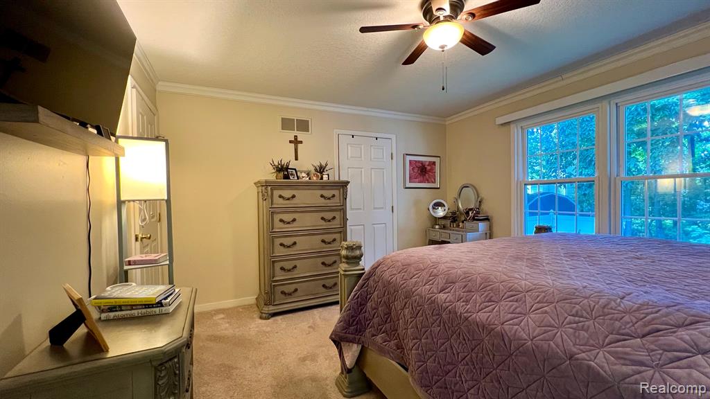 8324 WOODLAND Circle, Goodrich Vlg, MI — Photo 14