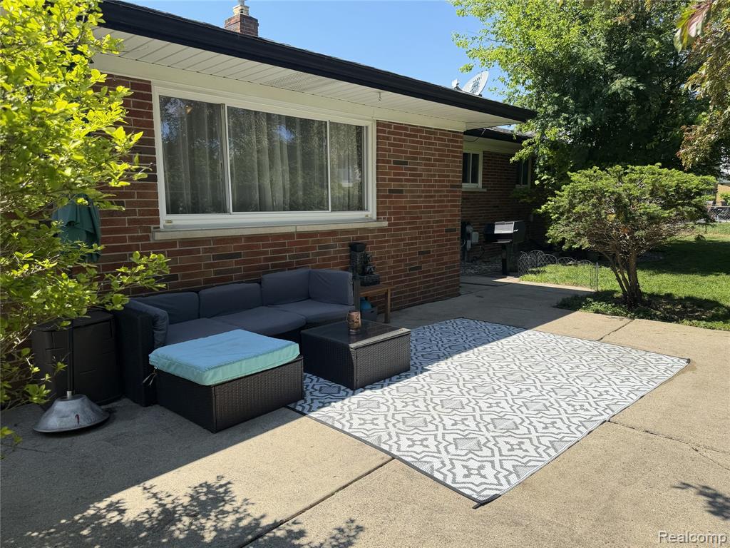 39540 Aynesley Street, Clinton Twp, MI 48038 — Photo 22