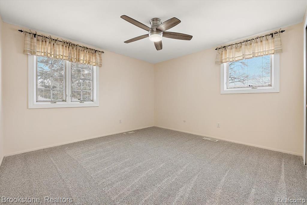 5138 Hale Drive, Troy, MI 48085 — Photo 30