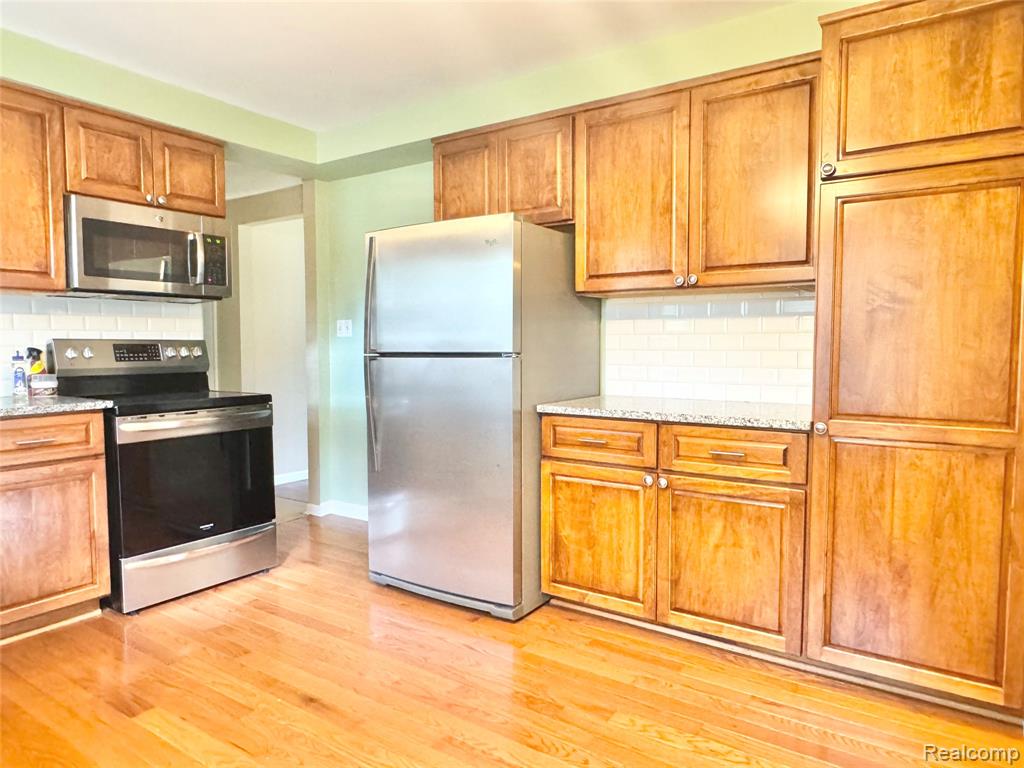 50511 Cedargrove Road, Shelby Twp, MI 48317 — Photo 11