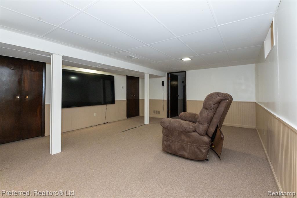 7252 LUANA Avenue, Allen Park, MI 48101 — Photo 24