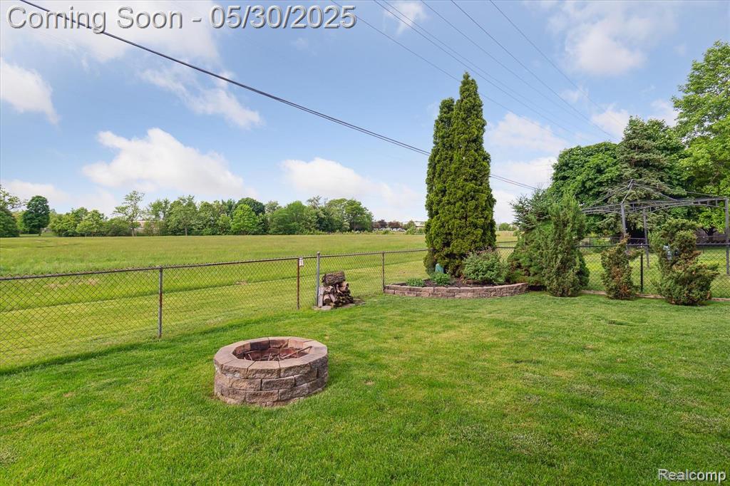 45127 Fair Oaks Drive, Canton, MI 48187 — Photo 41