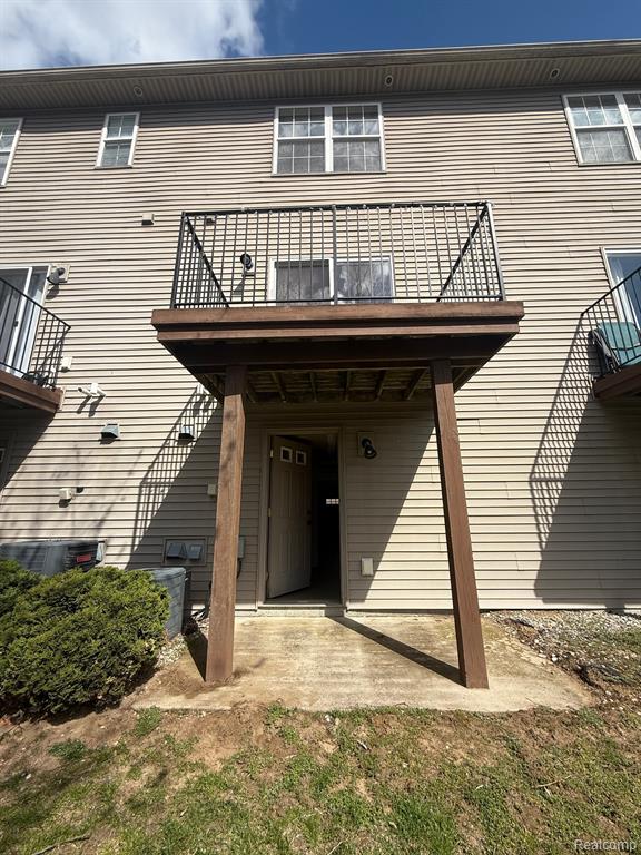 1618 RED HICKORY, Howell, MI 48855 — Photo 22