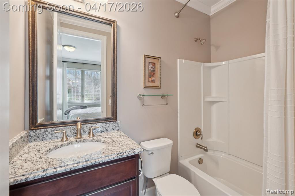 5499 Woodfall Road, Clarkston, MI 48348 — Photo 28
