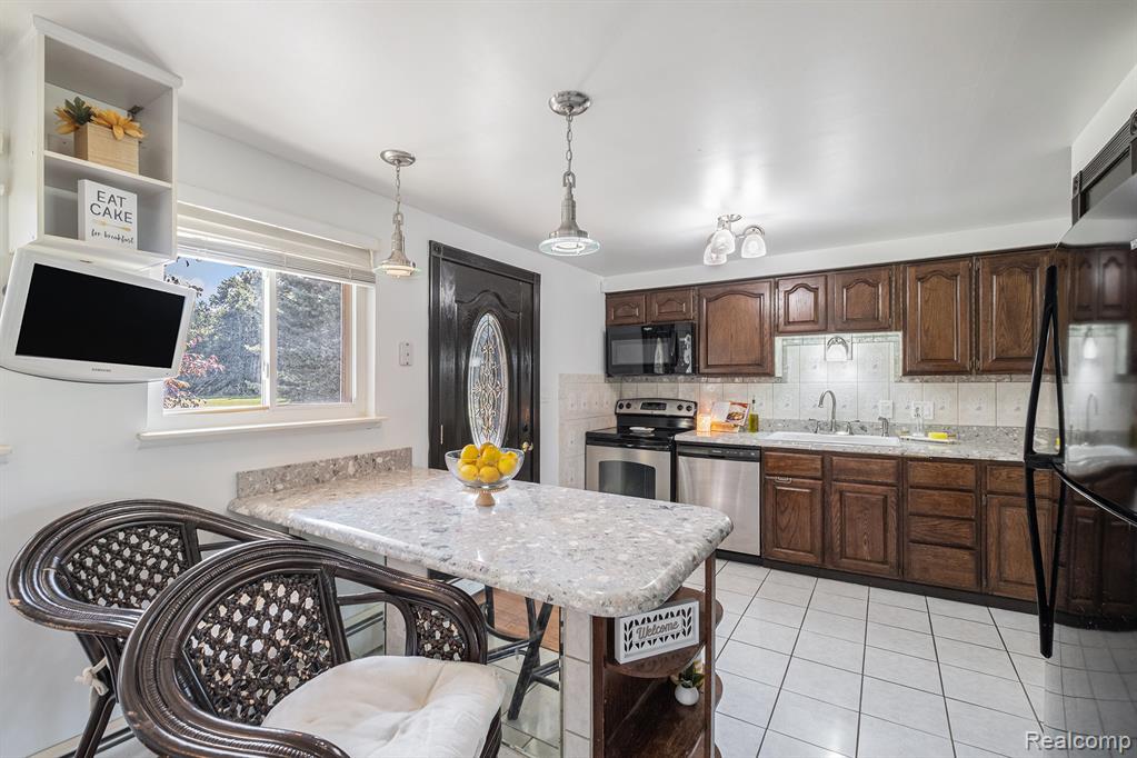 8134 Vanadia Drive, Mount Morris, MI 48458 — Photo 10