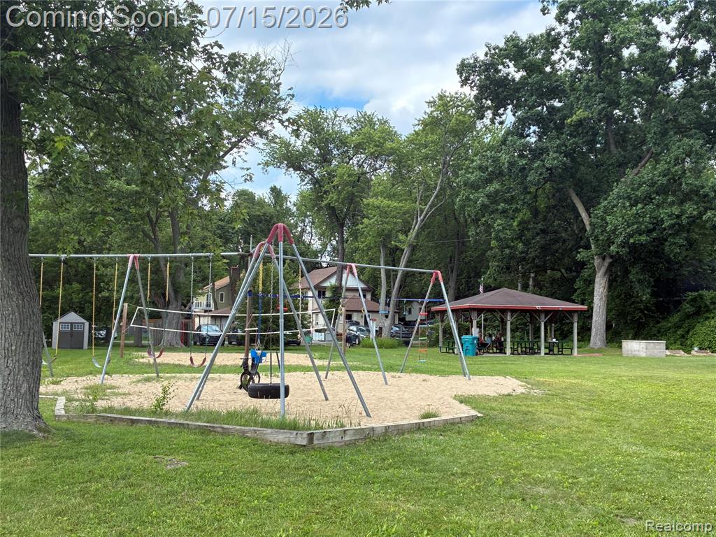 3285 Mapledale Street, Commerce Twp, MI 48382 — Photo 44