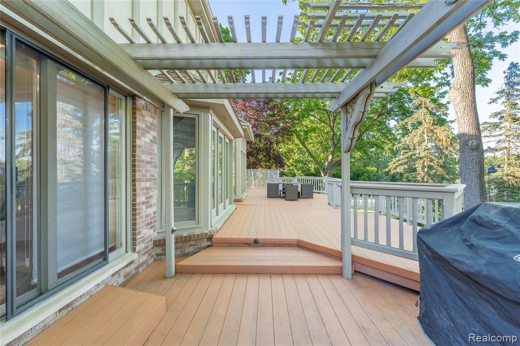 6514 Shagbark Drive, Troy, MI 48098 — Photo 32