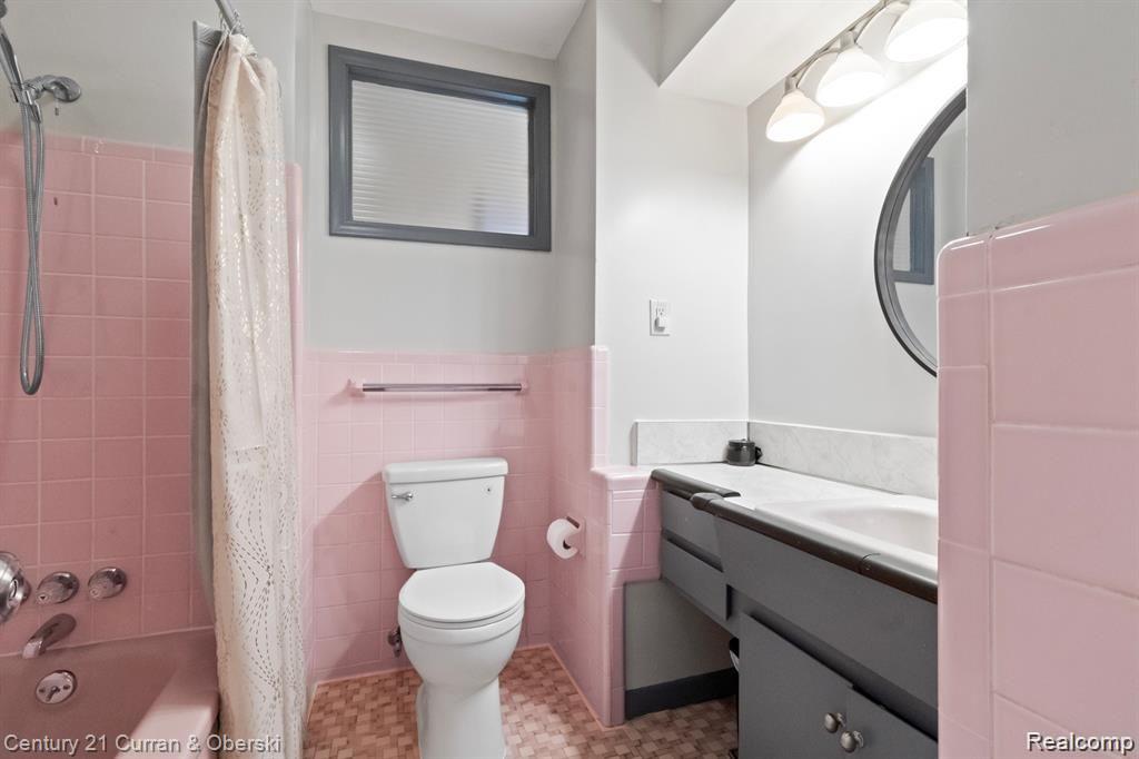 6723 PLAINFIELD Street, Dearborn Heights, MI 48127 — Photo 17
