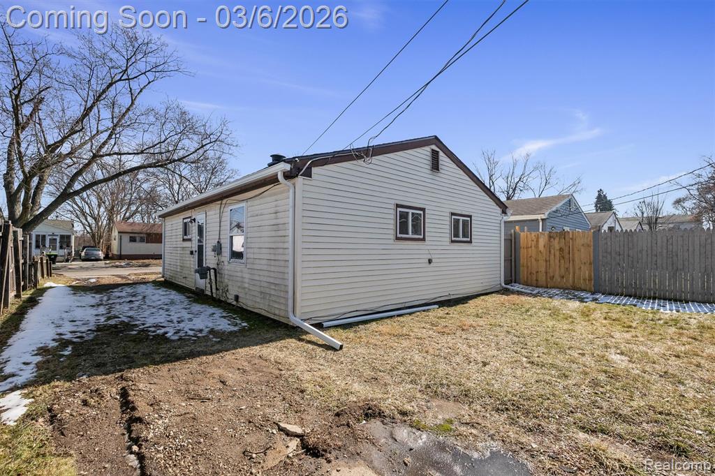 977 Kettering Avenue, Pontiac, MI 48340 — Photo 20