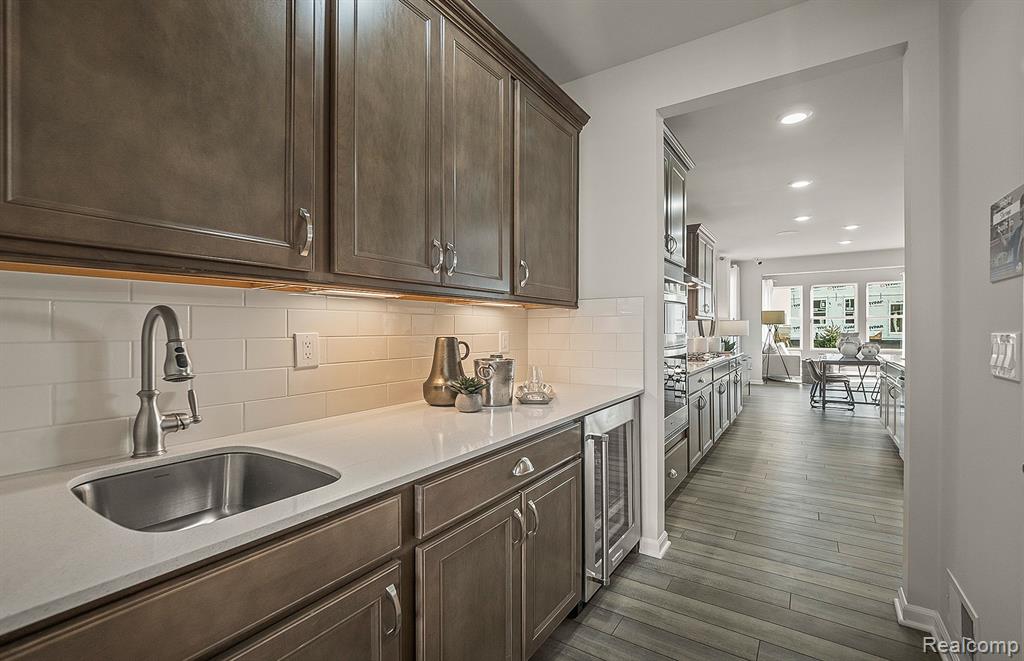 856 RISDON Trail S, Saline, MI 48176 — Photo 13