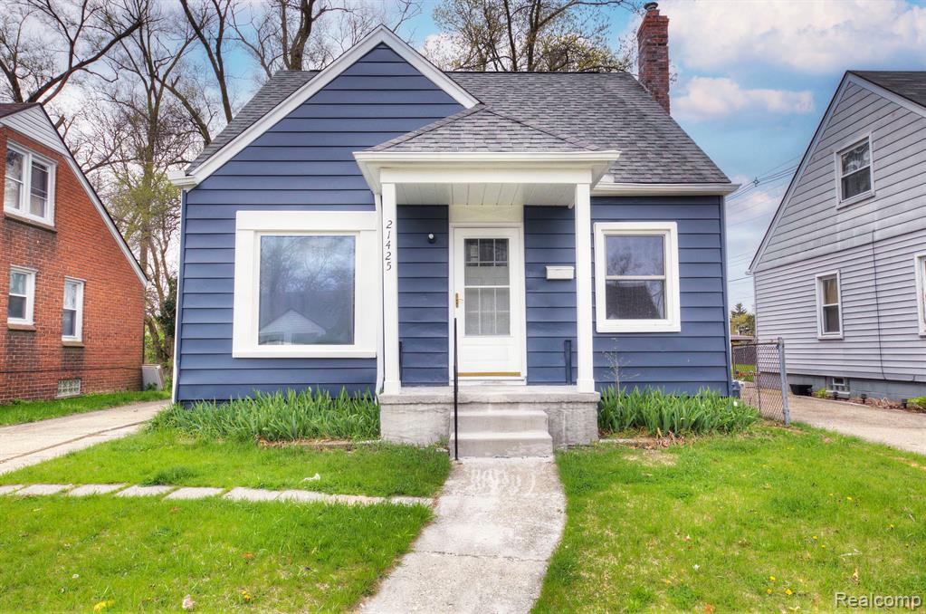 21425 MITCHELLDALE Avenue, Ferndale, MI 48220 — front exterior
