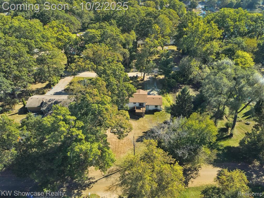8760 Cooley Beach Drive, White Lake, MI — Photo 16