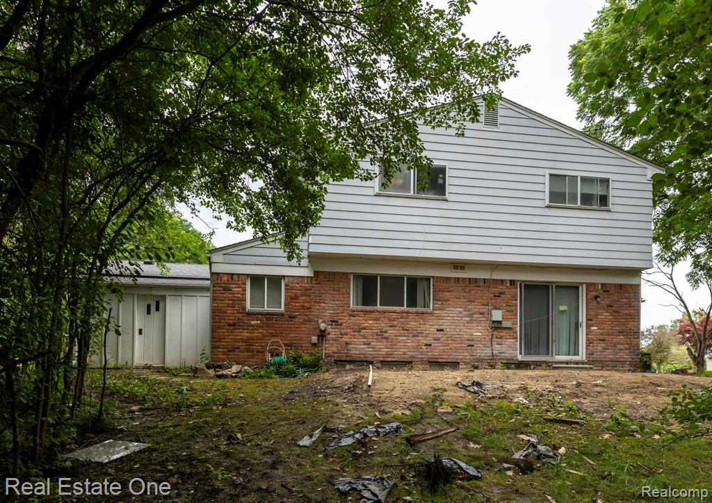4259 Pinecroft Court, West Bloomfield, MI — Photo 3